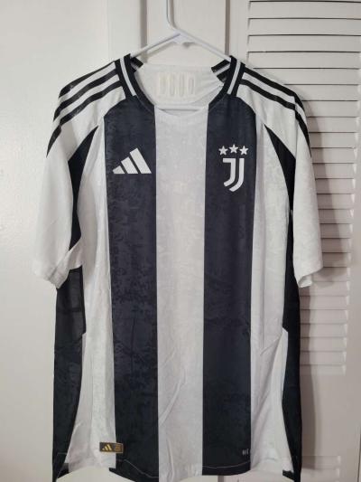 Juventus Jersey Soccer 2025 Fan Version Size L Chiesa - Thumbnail 2