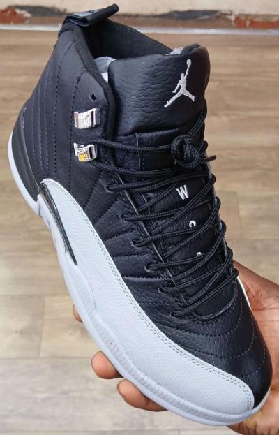 Footwear - Thumbnail 5