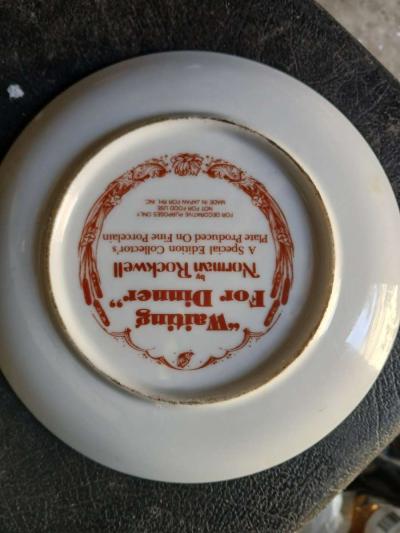 NORMAN ROCKWELL PLATE WAITING FOR DINNER Special Edition - Thumbnail 2