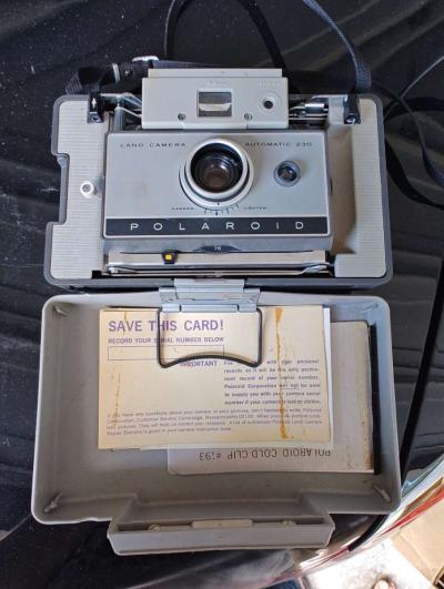 Antique cameras - Thumbnail 5