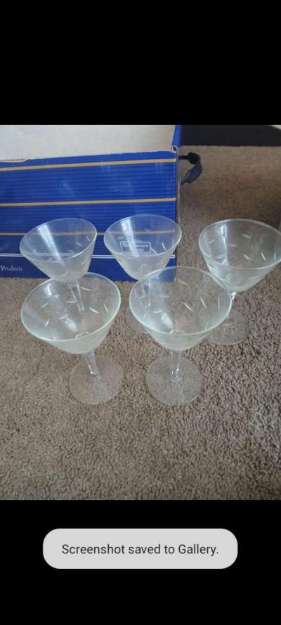 glasses - Thumbnail 3