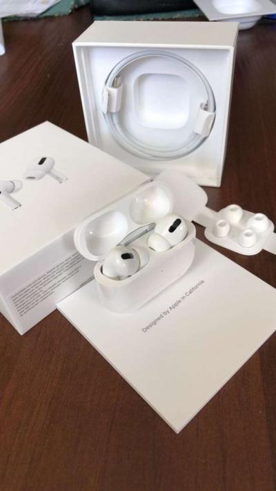 Airpods Pros Magsafe - Austin, Texas