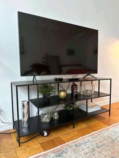 television - Thumbnail 4