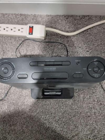 Sony dream machine clock radio ipod player - Thumbnail 2