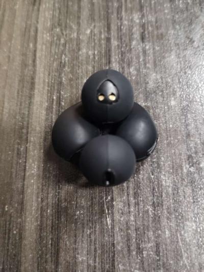 Bluetooth headphones - Thumbnail 3