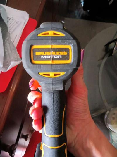 DeWalt drill - Thumbnail 2