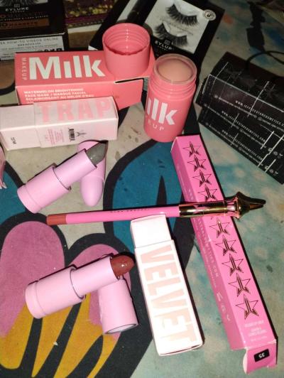 Brand name Makeup for the Low Jeffrey Star Mac Anastasia - Thumbnail 3