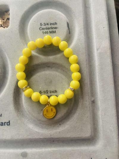 yellow bracelet - Stockton, California