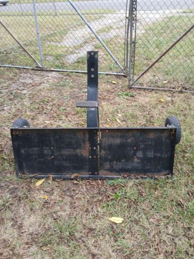 YITAMOTOR 48 Tow Plug Lawn Aerator with Universal HitchBlack - Thumbnail 3