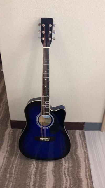 acoustic electric guitar - Thumbnail 2
