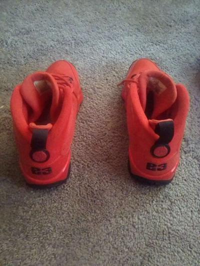 Jordan 9 Chile Red Size 9 Used Has Been Worn Please Read - Thumbnail 3