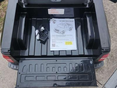 GMC Sierra 12V Ride On Power Wheels - Thumbnail 5