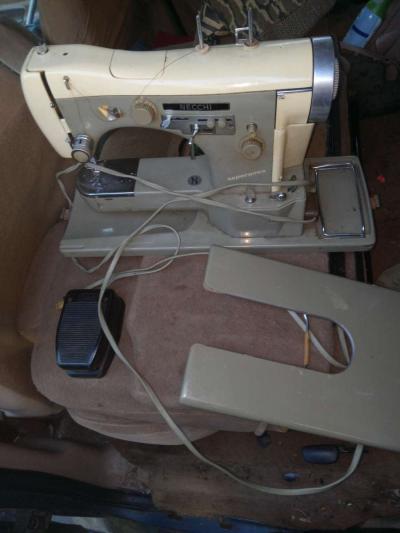 neechisupernova sewing machine - Thumbnail 4