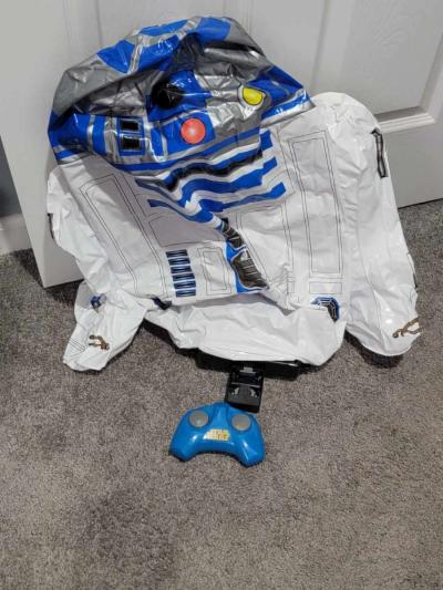star wars radio controlled inflatable R2D2 - Thumbnail 3