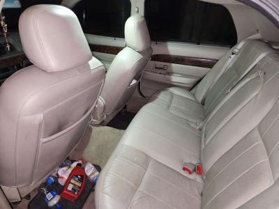 2009 Grand Marquis - Thumbnail 2