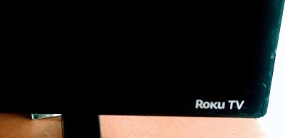 roku tv TCL - Thumbnail 2