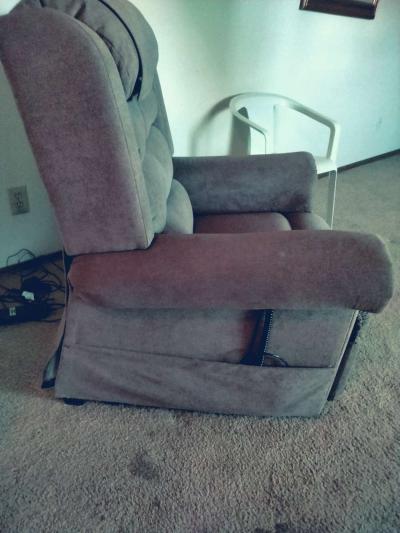 electric mobility lift recliner chair - Thumbnail 3