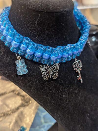 Blue collar - Thumbnail 2