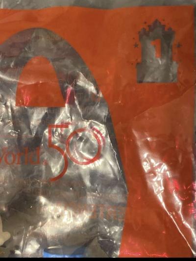 2022 McDonalds Happy Meal Toy 1 Goofy Train Walt Disney Worl - Thumbnail 3