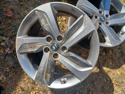 18inch Hyundai Rims - Thumbnail 2