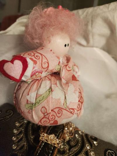 miss valentines  pin cushion - Thumbnail 5