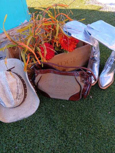 handbag - Thumbnail 2