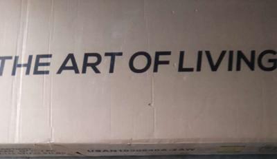 Queen bedframe and Headboard With 4dresser - Thumbnail 2