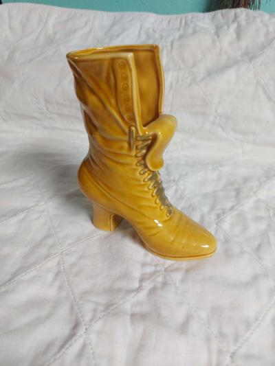 collectible glass shoe - Thumbnail 2