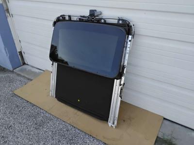 Nice 2014 Toyota Camry Sunroof Assembly OEM Factory Like New - Thumbnail 4