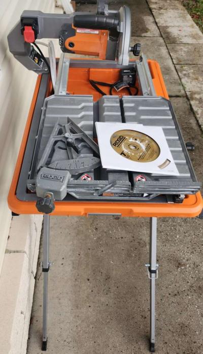 Ridgid R4031S Wet Saw with Stand - Thumbnail 3