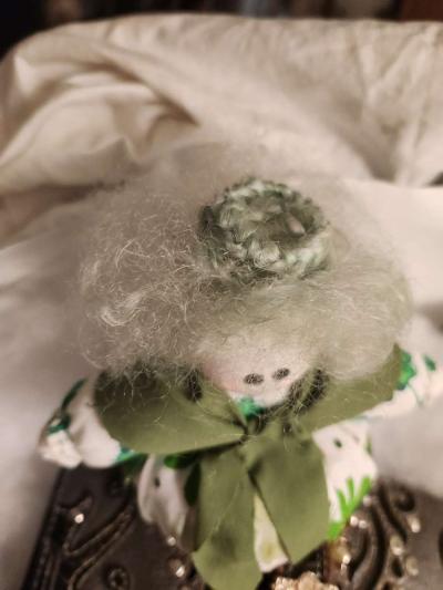 miss lucky pin cushion - Thumbnail 4