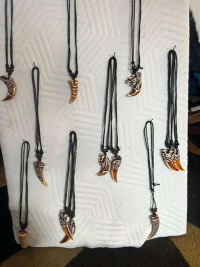 necklaces for sale 2apiece or bulk sale 200 for 400 pieces - Thumbnail 3