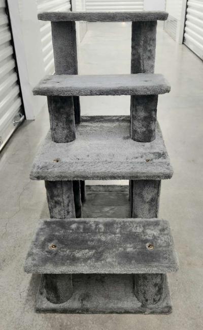 Furhaven Steady Paws 4 Step Pet Stairs for High Beds Sofas - Thumbnail 3