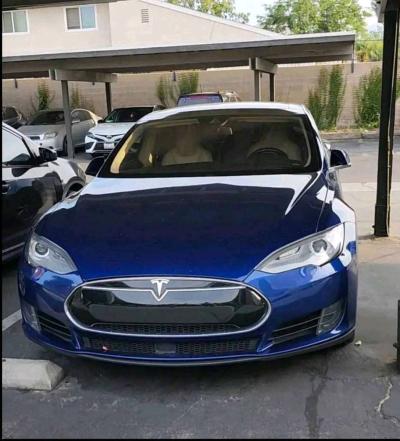 tesla model sedan 70D - Thumbnail 4
