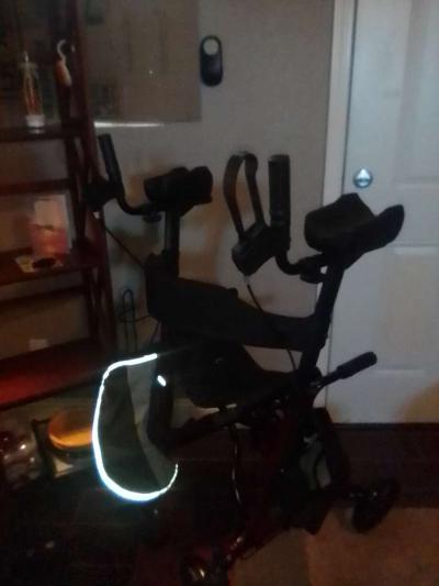 mobility walker - Thumbnail 3