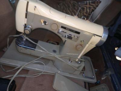 neechisupernova sewing machine - Thumbnail 3