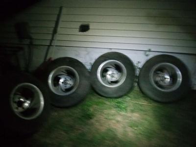 progressive 15 in racing rims - Thumbnail 3