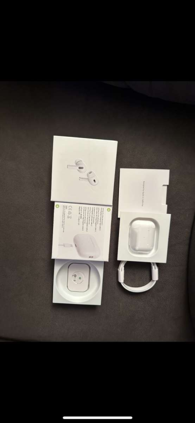 AirPod Pros 2nd Generation - Thumbnail 2