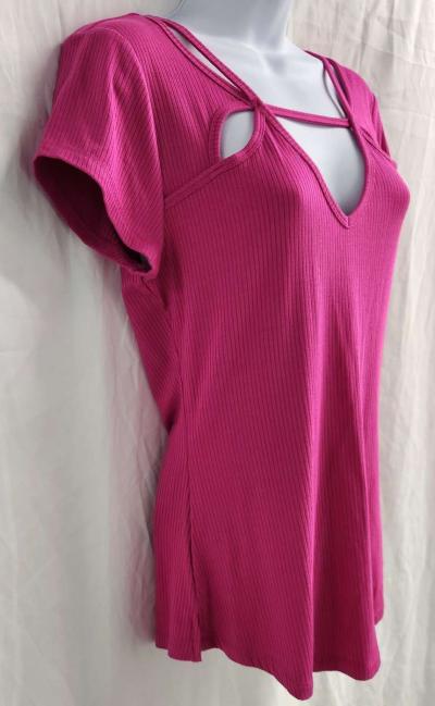 Candies Made To Sparkle Cutout Neckline Ribbed Tee in Fuscia - Thumbnail 3