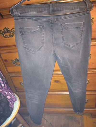 Black Jeans - Thumbnail 2