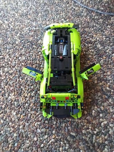Lego green car - Thumbnail 4