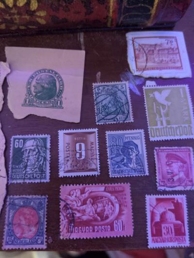 Vintage Stamps 1885 to 1990s - Thumbnail 3