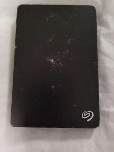 Seagate 2 terabyte external hard drive - Denton, Texas