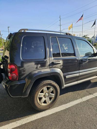 2006 Jeep liberty - Thumbnail 5
