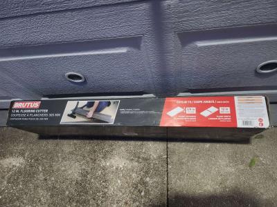 Brutus 12 Inch Flooring Cutter - Thumbnail 5