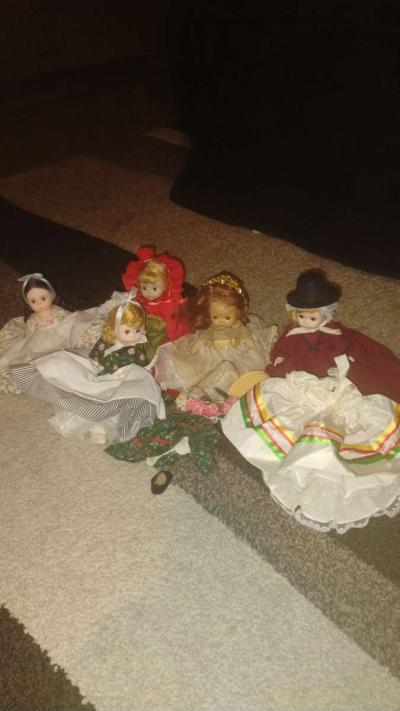 Collectibles Liquidation sale - Thumbnail 3