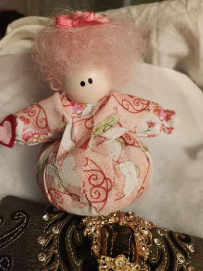 miss valentines  pin cushion - Thumbnail 6