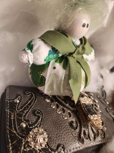 miss lucky pin cushion - Thumbnail 3