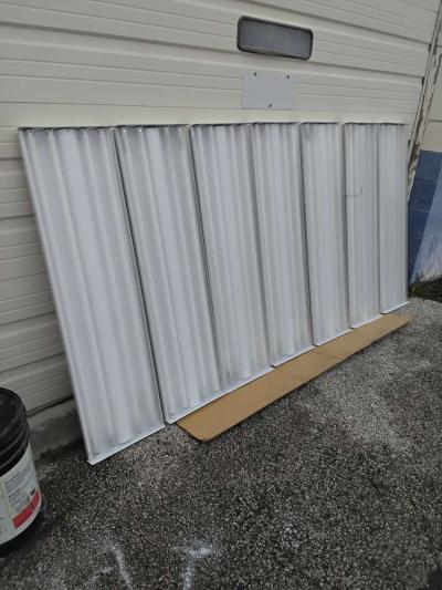 Nice White Commercial Lighting Uints 54 X 14 Like New - Thumbnail 2