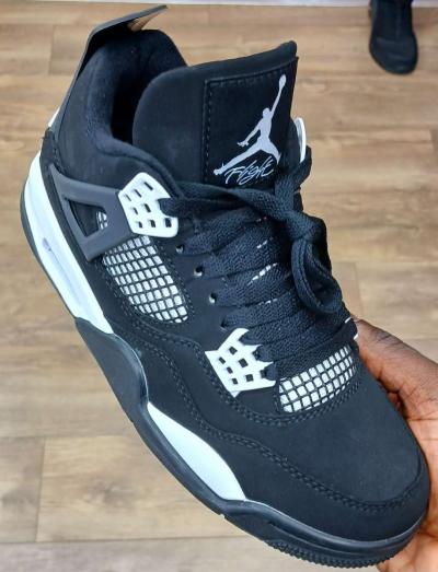 sneaker - Thumbnail 6